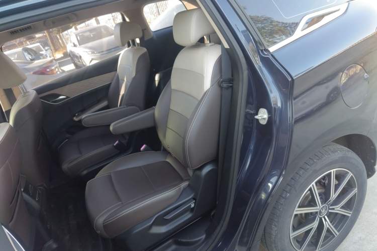 Used BYD Song MAX New Energy 2022 DM-i 105KM Executive Edition