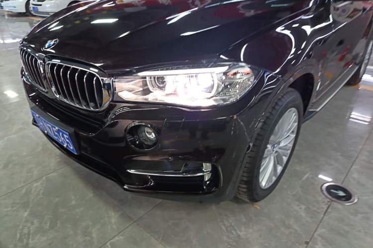 Used BMW X5 2017 xDrive28i

