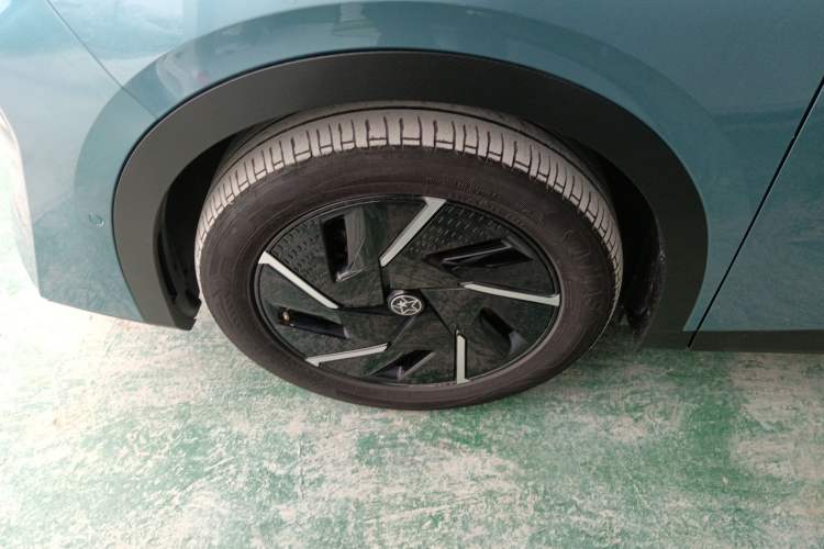 Used Venucia VX6 2023 520 Max
