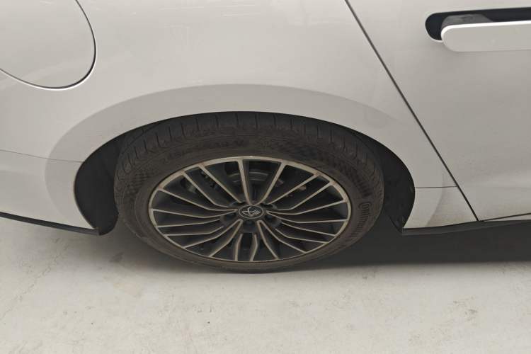 Used BYD Han 2020 EV Long-Range Luxury Model
