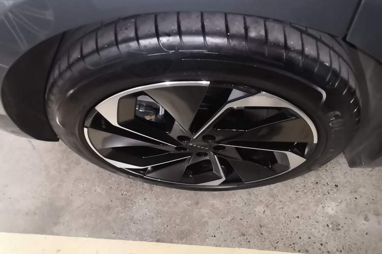 Used Zeekr 001 2022 Long-Range Dual-Motor WE Edition