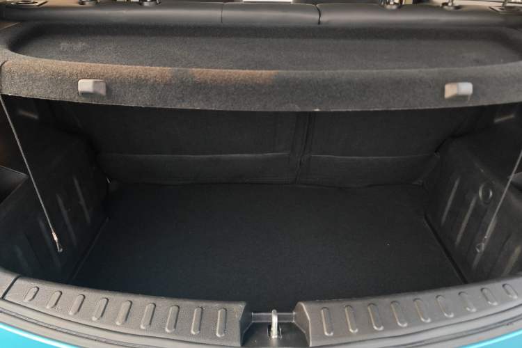 Used Geely Auto Vision X3 2020 1.5L CVT Luxury Model
