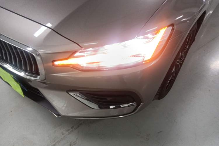 Used Volvo S60 2020 T4 Zhiyi Luxury Edition