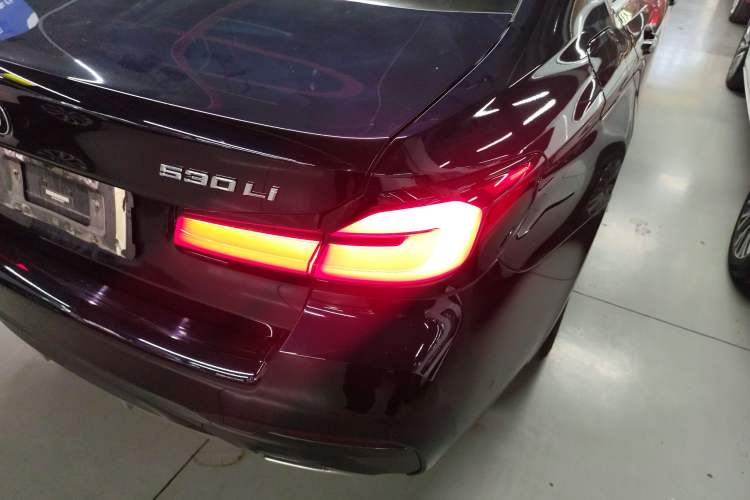 Used BMW 5 Series 2023 530Li Leading Model M Sport Package
