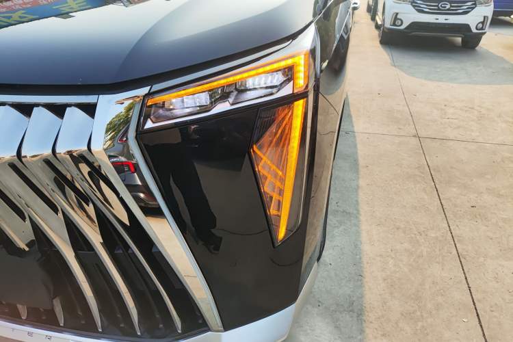 Used GAC Trumpchi M8 2023 Zongshi Series Dual-Motor YuZun Edition
