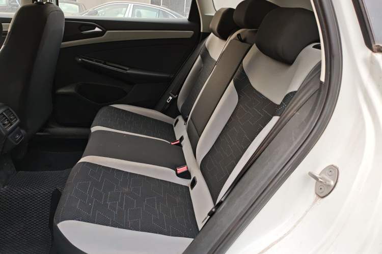 Used Jetta VS7 2023 280TSI Automatic Trend Edition
