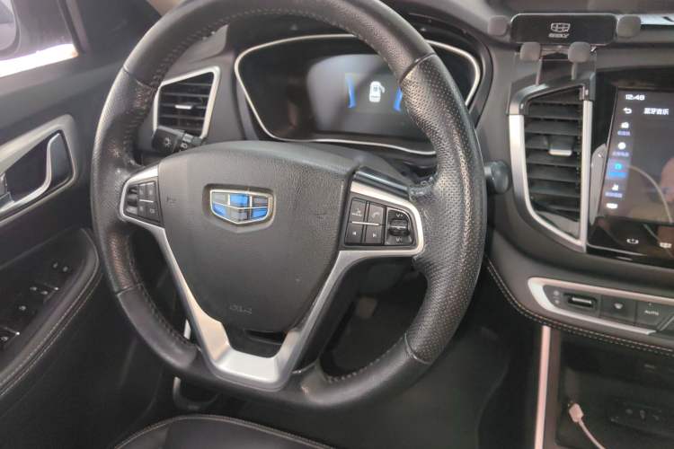 Used Geely Auto Vision X6 2018 1.8L Manual 4G Connect Luxury Edition