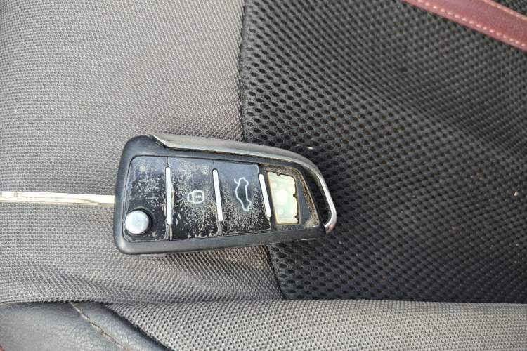 Used  Refine S3 2016 1.5L CVT Luxury Smart Version
