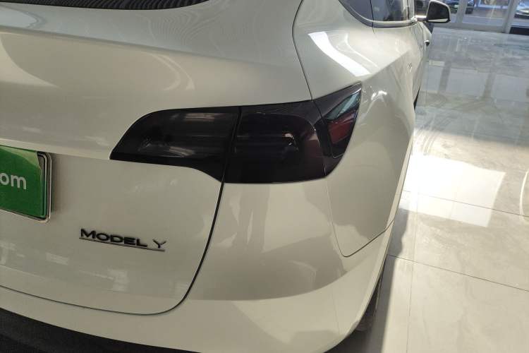 Used Tesla Model Y 2024 Rear-Wheel-Drive Version