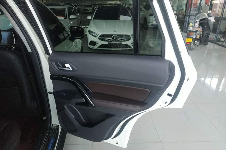 Used GAC Trumpchi GS4 2018 235T Automatic Two-Wheel-Drive Supreme Edition
