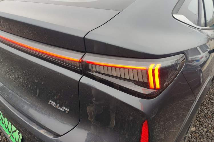 Used Livan Livan 7 2023 605 km ZHU FENG
