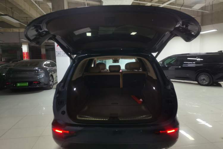 Used Hima AITO M7 2024 1.5T Intelligent Drive Rear-Drive Ultra Version 5 Seats
