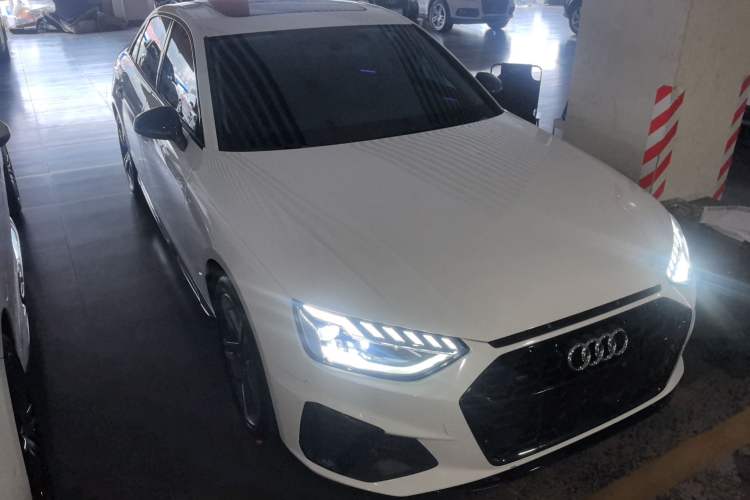 Used Audi A4L 2022 40 TFSI Luxury Dynamic Model