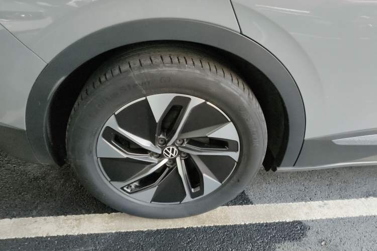 Used Volkswagen ID.4 CROZZ 2022 Long-Range PURE+ Edition