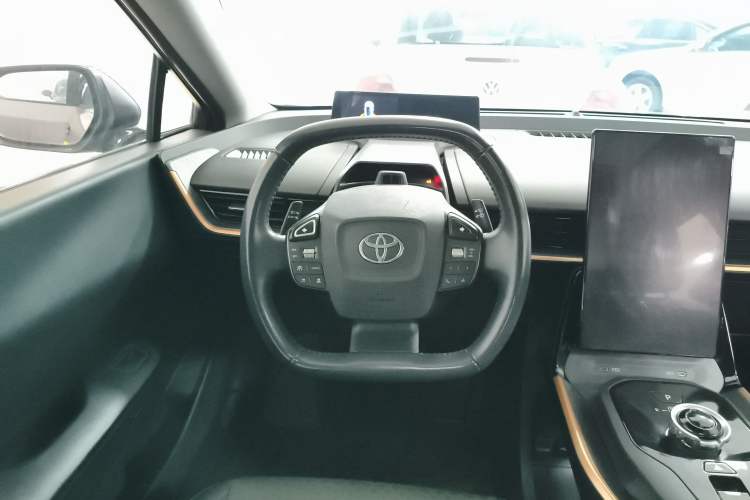 Used Toyota bZ3 2023 616 km Long-Range Premium
