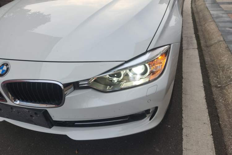 Used BMW 3 Series 2015 328Li Fashion Model
