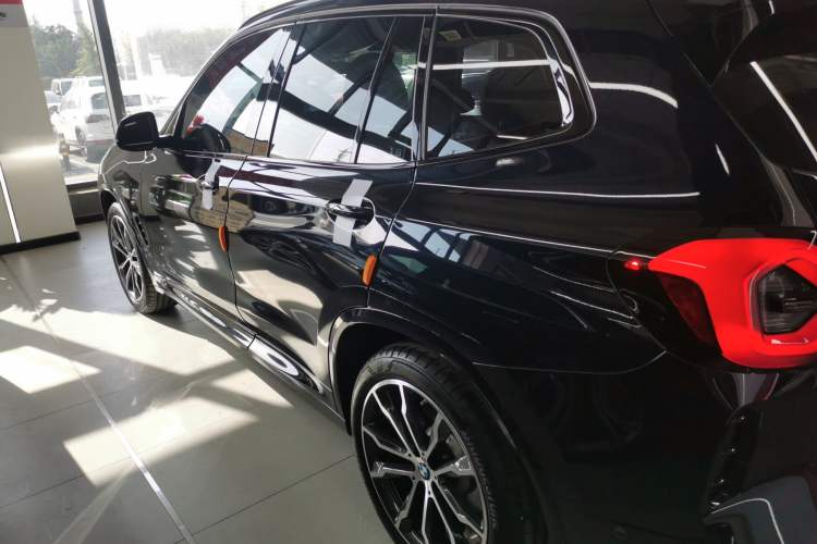 Used BMW X3 2023 Restyled xDrive30i Leading Edition M Night Sky Package