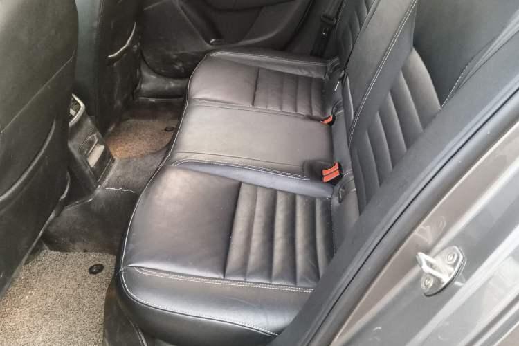 Used Skoda Octavia 2016 1.6L Automatic Smart Drive Edition
