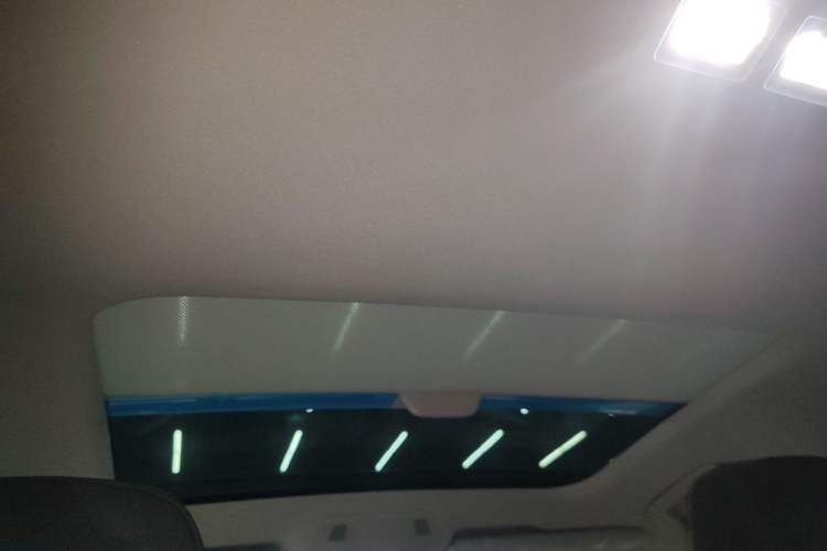 Used Volkswagen Lamando 2023 Lavida L 280TSI DSG Cool & Spicy Edition
