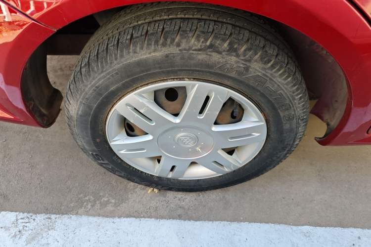 Used Buick Excelle 2013 1.5L Manual Classic Model
