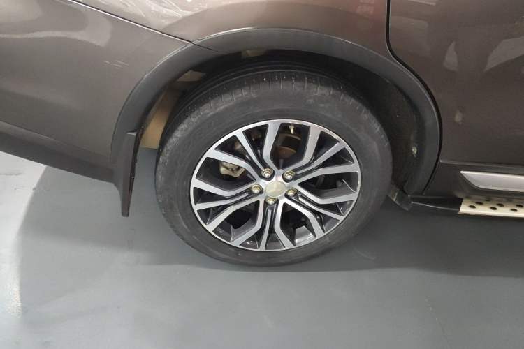 Used Mitsubishi Outlander 2018 2.0L Two-Wheel Drive Glory Edition 5 Seats
