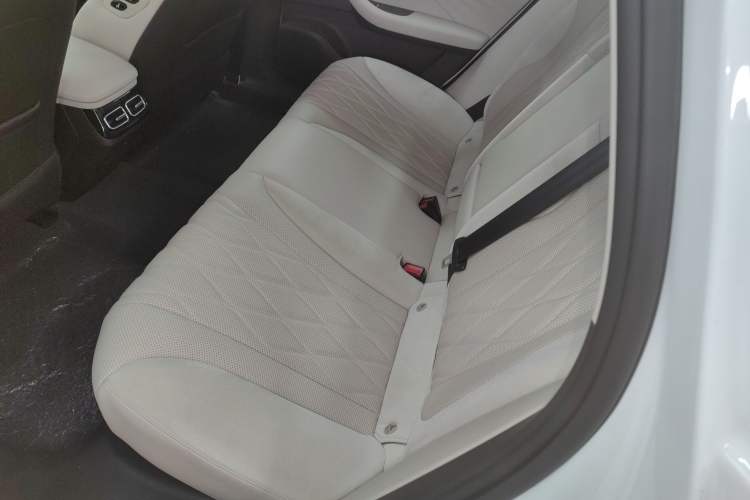 Used Roewe D7 2023 EV 510km Rear-Drive Flagship Edition