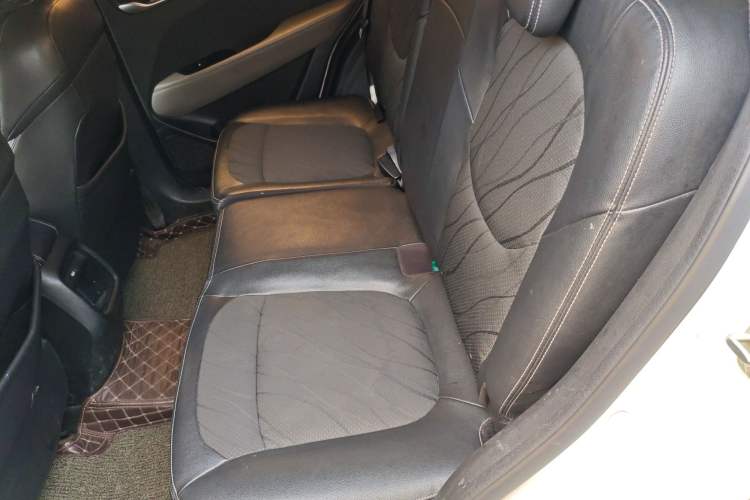 Used Baojun 510 2017 1.5L Manual Fashion Model