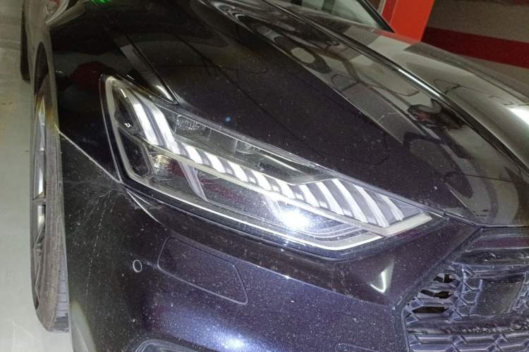 Used Audi A7L 2024 45TFSI quattro S-line Visionary Edition Flow Crystal Package
