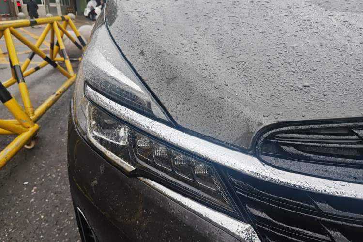 Used Buick GL8 2021 Land Cruiser Executive Class 652T Comfort Model
