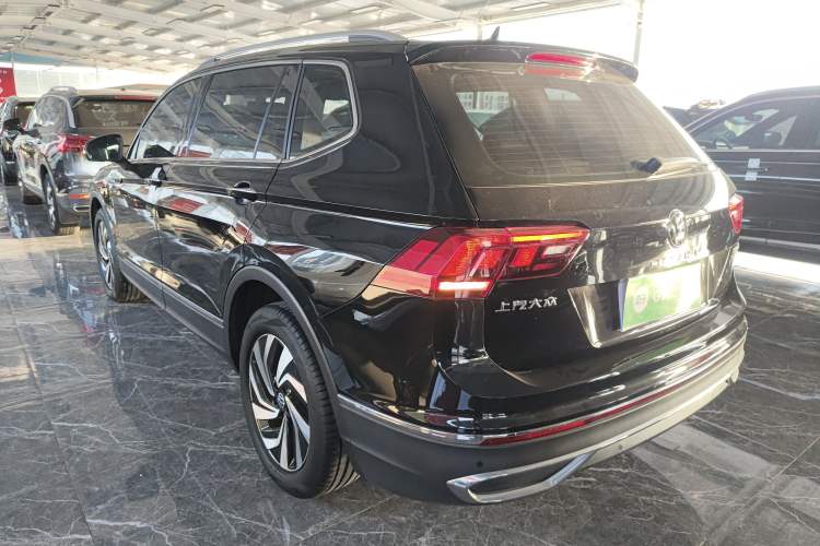 Used Volkswagen Tiguan L 2022 330TSI Automatic Two-Wheel Drive Smart Edition