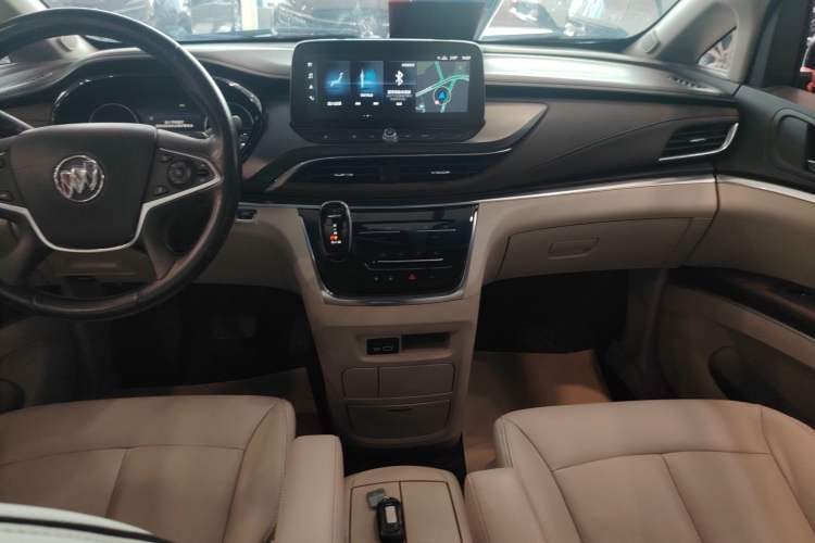 Used Buick GL8 2021 Land Cruiser Executive Class 652T Luxury Model