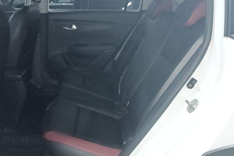 Used Kia KX Cross 2019 1.6L Automatic Dynamic Sunroof Version China VI