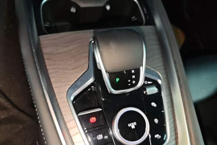 Used Chery Tiggo 8 PRO 2025 290T Two-Wheel-Drive Luxury Edition