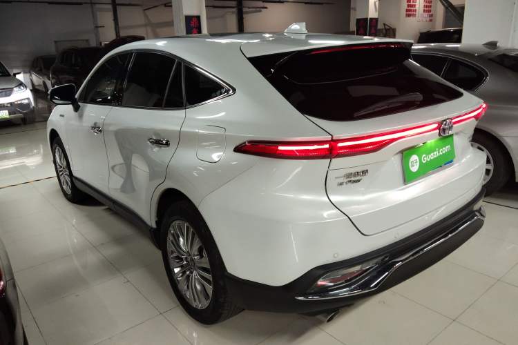 Used Toyota Harrier 2022 Dual-Engine 2.5L CVT Four-Wheel Drive Luxury Edition
