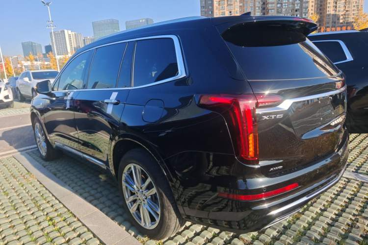 Used Cadillac XT6 2022 2.0T Six-Seater Four-Wheel Drive Luxury Version
