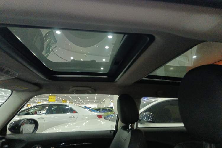 Used  MINI 2023 Updated 1.5T COOPER Artist
