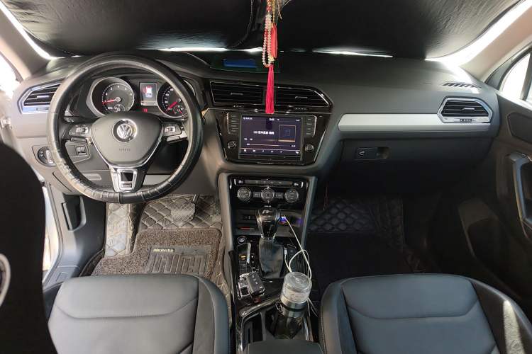 Used Volkswagen Tiguan L 2017 330TSI Automatic Two-Wheel Drive Comfort Edition