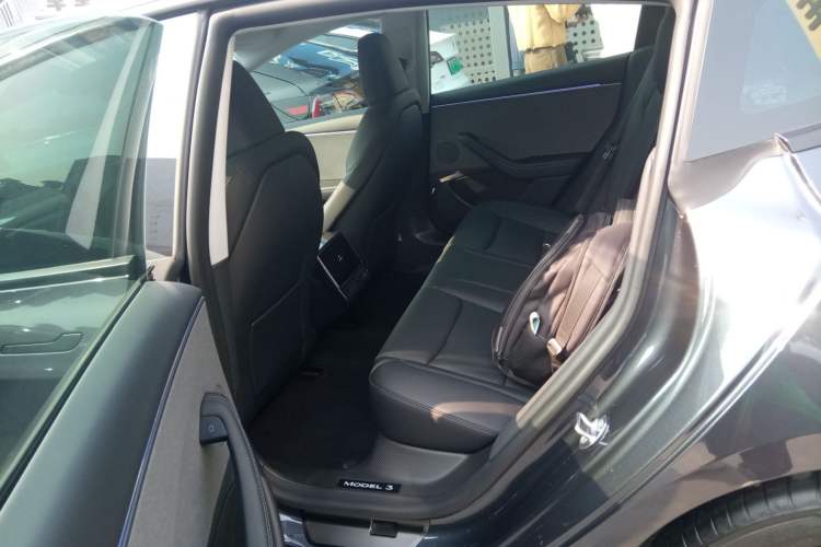 Used Tesla Model 3 2025 Rear-Wheel-Drive Version
