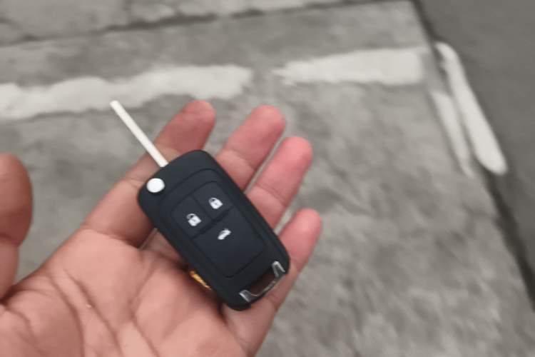 Used Chevrolet Cruze 2013 Hatchback 1.6L Manual Luxury Model