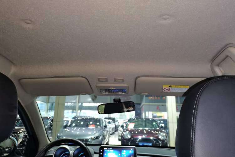 Used ORA Black Cat 2021 351 km Standard Version
