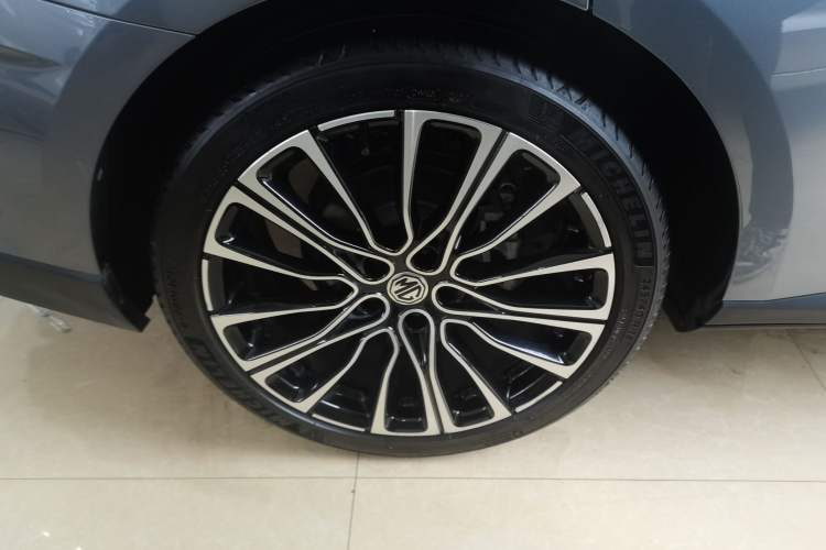 Used MG 7 2023 1.5T DCT Elegant & Graceful Edition