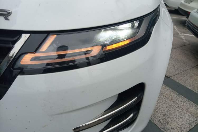 Used Land Rover Range Rover Evoque 2022 Aurora L 249 PS R-Dynamic Luxury Edition
