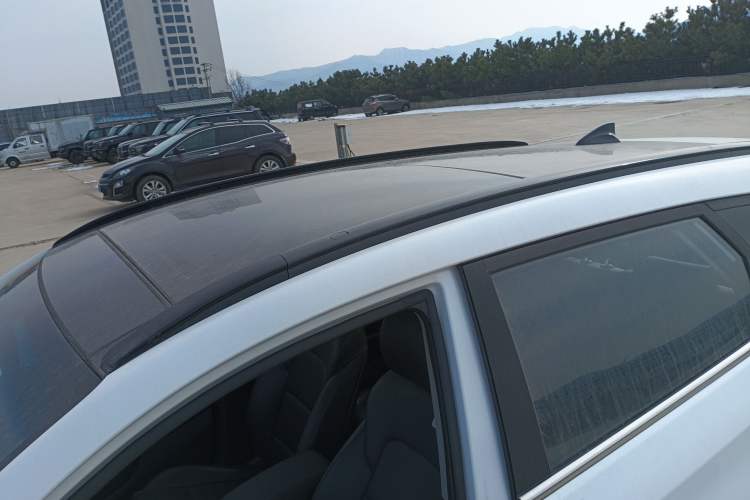 Used Hyundai Tucson 2018 1.6T Dual-Clutch Two-Wheel Drive 15th Anniversary Special Edition