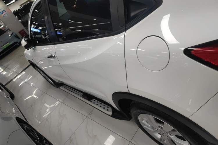 Used Honda Vezel 2015 1.5L CVT two-wheel drive Comfort trim
