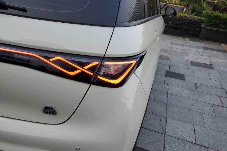 Used BYD Dolphin 2023 420 km Fashion Edition