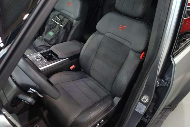 Used JETOUR Traveler 2023 2.0T All-Wheel Drive Conquer PRO
