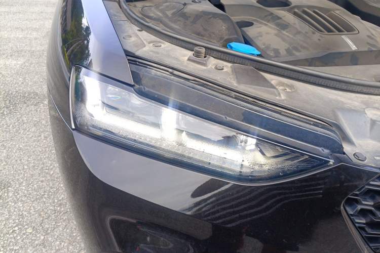 Used Wey VV7 2017 2.0T Flagship Edition
