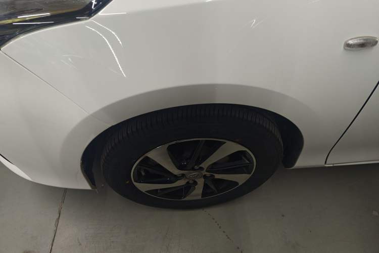 Used Toyota YARiS L 2019 1.5E CVT Dynamic Edition China VI compliant
