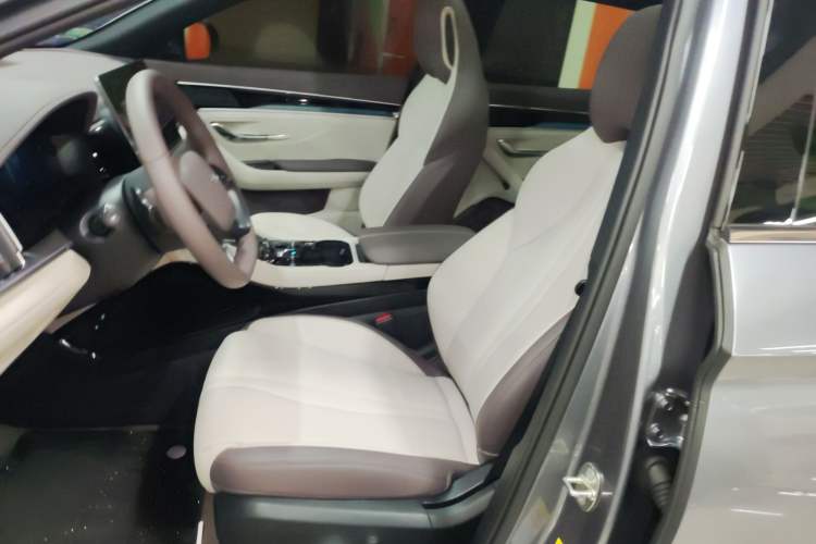 Used BYD Song PLUS New Energy 2025 EV Intelligent Driving Version 520km Premium Model