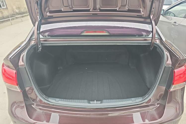 Used Kia Forte 2014 1.6L MT GL
